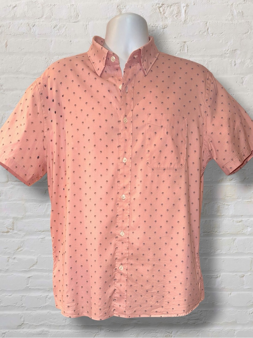 Faherty Brand Movement SS Shirt Men’s Large Pink Palm Tree Supima - Picture 2 of 11